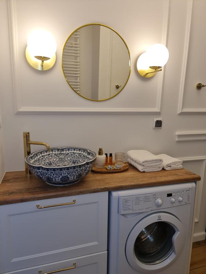 Apartament 932